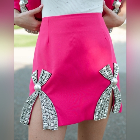 Pink Bejeweled Bow Rhinestone Mini Skirt Size Medium - Picture 2 of 9